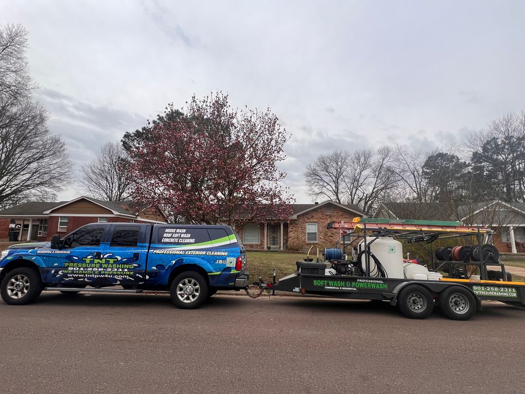 Reliable Pressure Washing & Soft Washing Services in Desoto County
